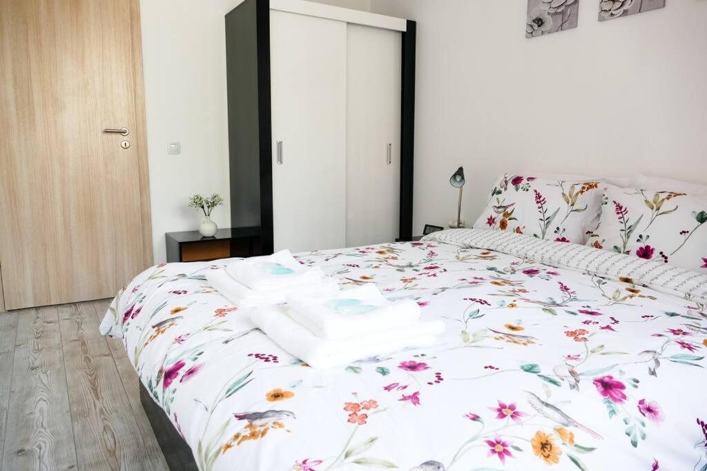 Modern & Bright 1Bd Apartment Near Main Square Plovdiv Exteriér fotografie
